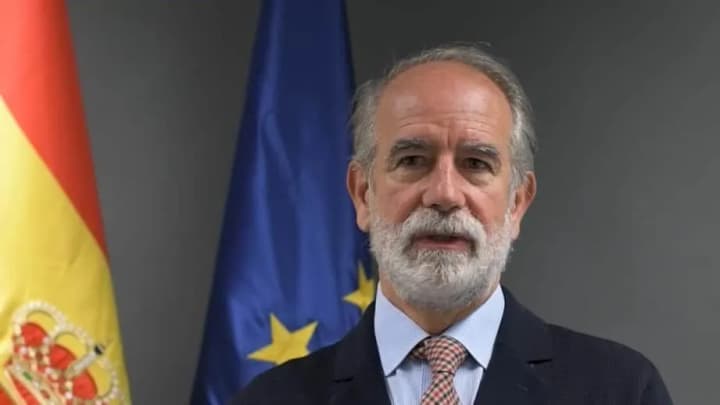 Spanish Foreign Minister dismisses diplomat who fell asleep during his speech in Madrid