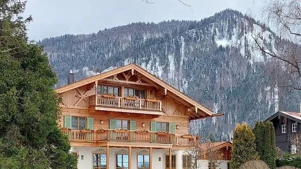 У Німеччині продають віллу російського олігарха Усманова за 25 млн євро