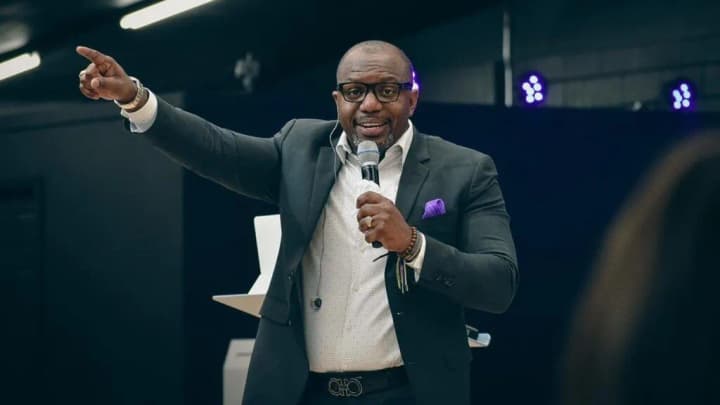 Пастор продавав вірянам власну криптовалюту та ошукав їх на $5,9 млн