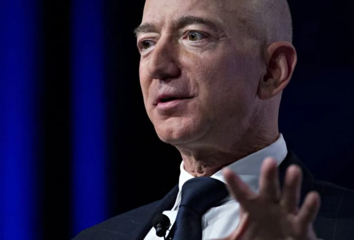 Безос сворачивает $10-миллиардный климатический фонд: что стоит за решением