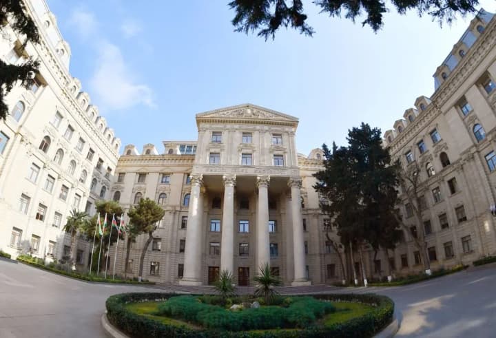 Азербайджан прекратил деятельность агентства "россотрудничество" на своей территории