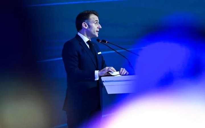 Макрон: Европа может потерять независимость из-за отставания в развитии ИИ