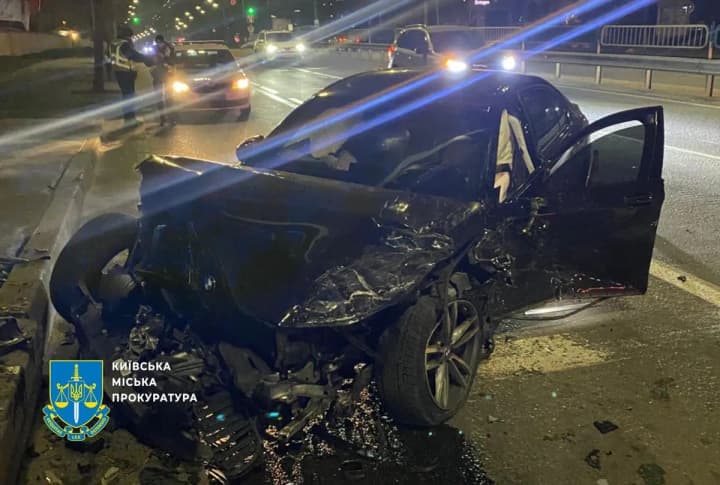 Drunk BMW driver causes an accident in the center of Kyiv: there are victims