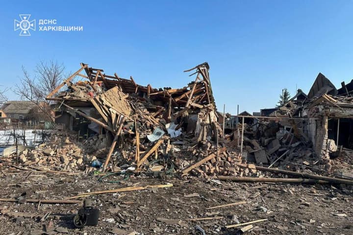 Кількість постраждалих від атаки рф КАБами на Харківщину зросла: показали наслідки