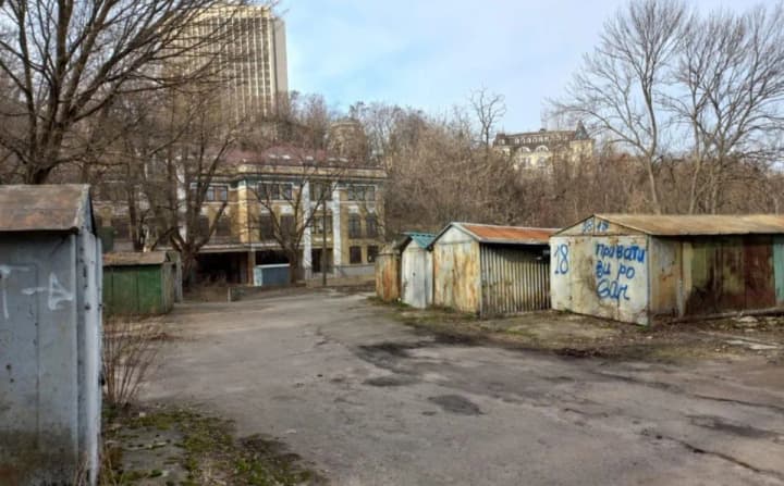 Будівництво підземного паркінгу на Старокиївській горі: столична влада підтримала заборону