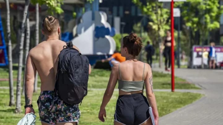 Штраф 1500 євро за купальник: нові правила для туристів у Португалії