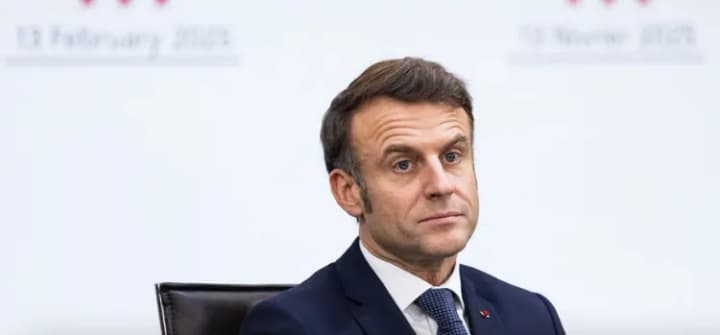 Макрон созывает срочный саммит ЕС из-за заявлений Трампа