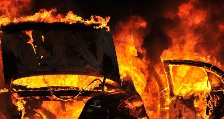 Car of sanctioned ex-journalist Svitlana Kryukova set on fire in Kyiv: police investigate circumstances