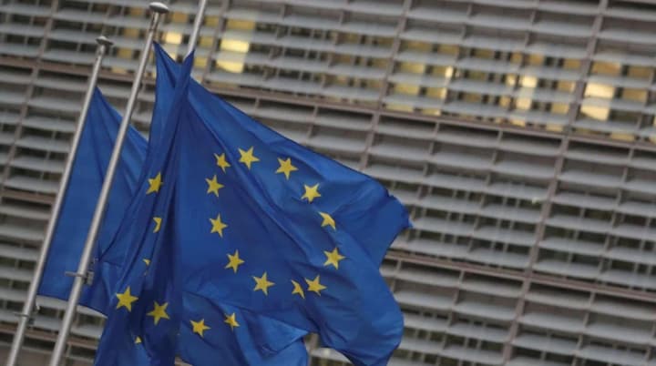 EU prepares unprecedented aid package for Ukraine, likely to be over 700 billion euros - media