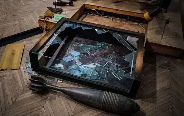 Over 150 exhibits stolen by Russia from Kherson Regional Art Museum identified - OGP