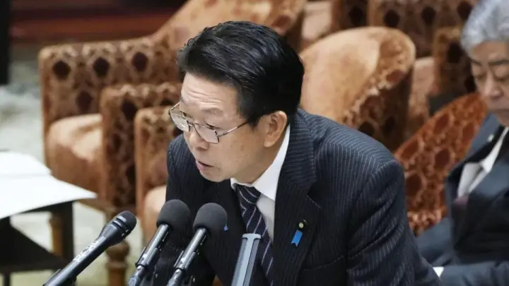 Міністр економіки Японії планує візит до США для переговорів щодо мит