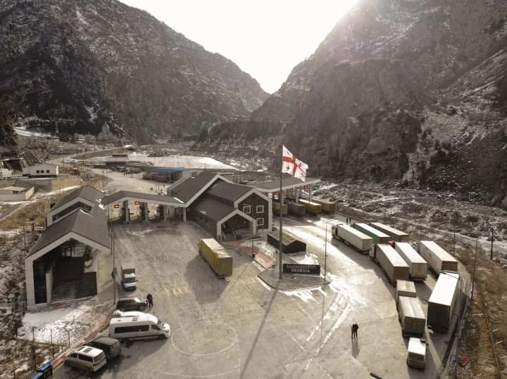 Каждый четвертый посетитель Грузии в 2024 году оказался гражданином рф