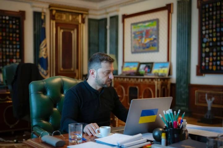 Zelenskyy and Scholz discuss ways to end the war and security guarantees