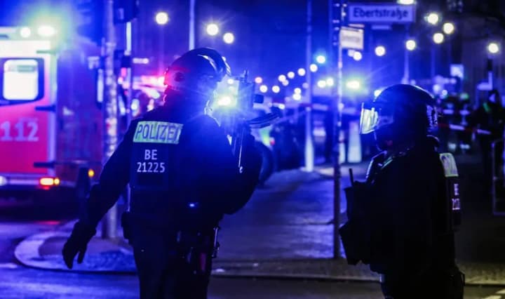 Attack on the territory of the Holocaust memorial in Berlin: the victim was seriously stabbed