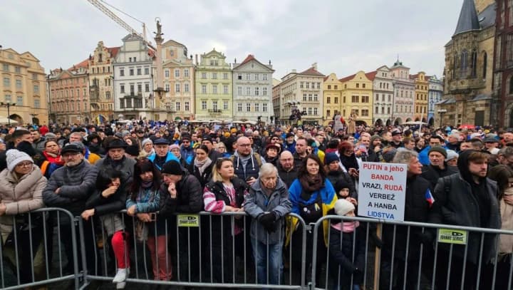 У Празі та Брюсселі відбулися мітинги на підтримку України