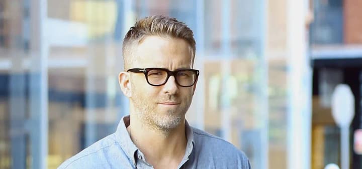 Ryan Reynolds spotted in New York amid the scandal with the movie “Leave Me If You Love Me”