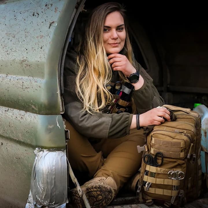 Зеленський присвоїв парамедикині Цибух звання Героя України посмертно