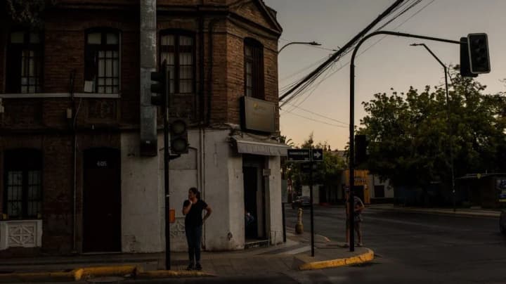 Chile restores electricity: three people died from blackout