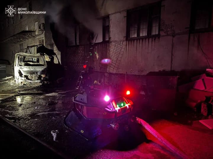 У Миколаєві через нічну атаку рф є пошкодження на виробничому підприємстві: показали наслідки