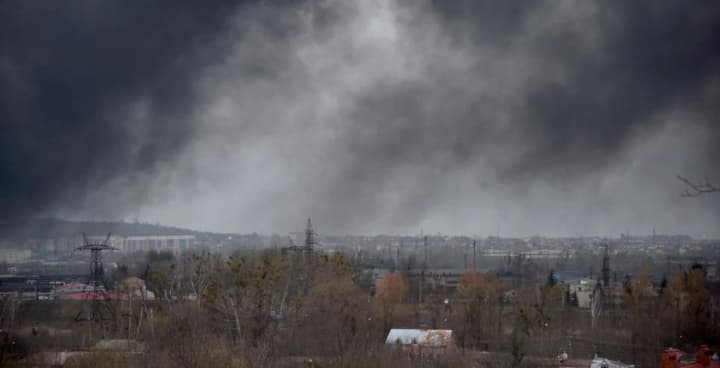 Russians attack Kharkiv region with bombs: there is a victim