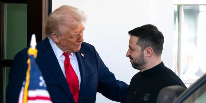 Премьер Британии призвал Зеленского наладить отношения с Трампом - FT