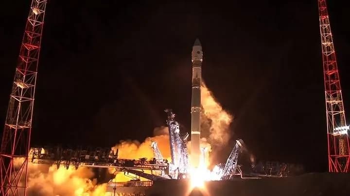 Russia announces the launch of a Soyuz carrier rocket for defense purposes