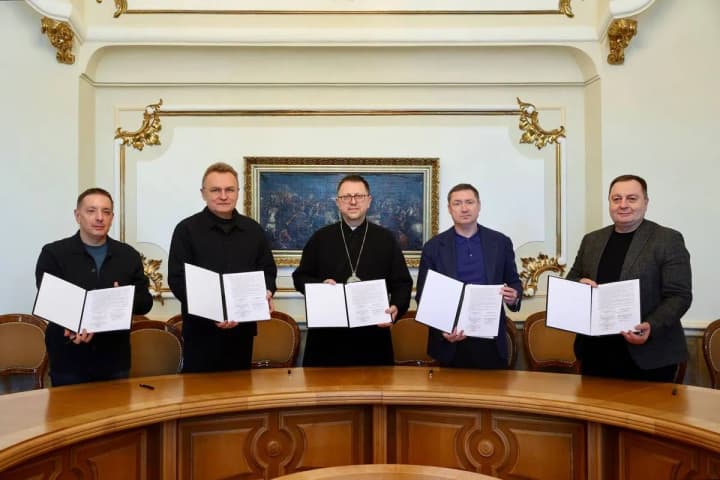 The Metropolitan Gardens and Sheptytsky Library in Lviv will be returned to the UGCC