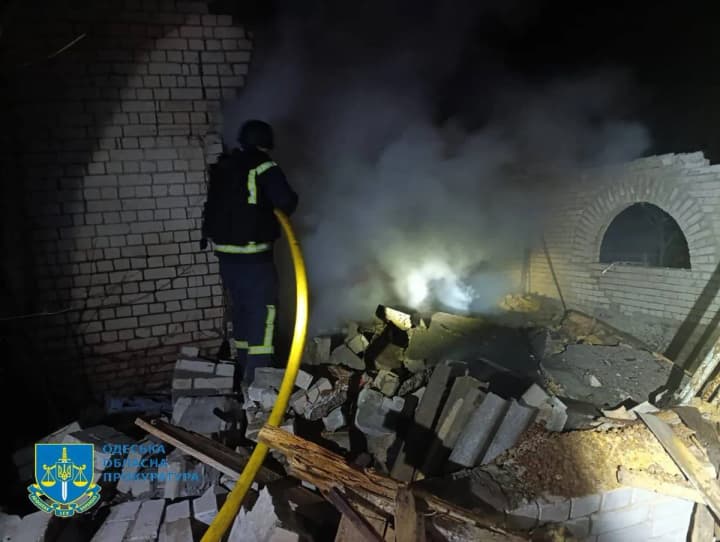 В Одесской области из-за атаки рф двое пострадавших и поражен энергообъект, без света более 10 тыс. жителей: показали последствия