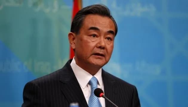 Китай стремится достичь "справедливого, прочного и обязательного" мирного соглашения для Украины