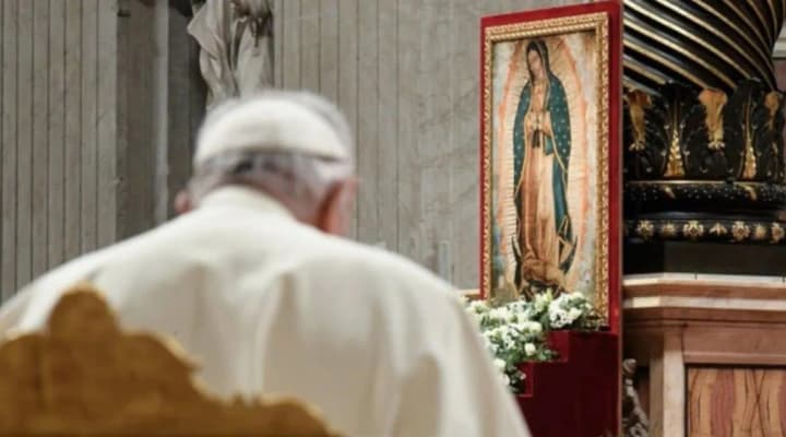 Pope Francis continues to fight pneumonia, alternating between lung ventilation and oxygen therapy