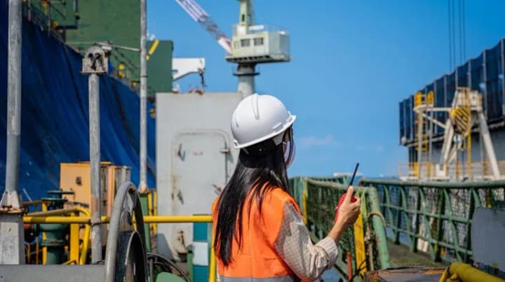 Рівні права та можливості на ринку праці: як українські жінки руйнують гендерні стереотипи 