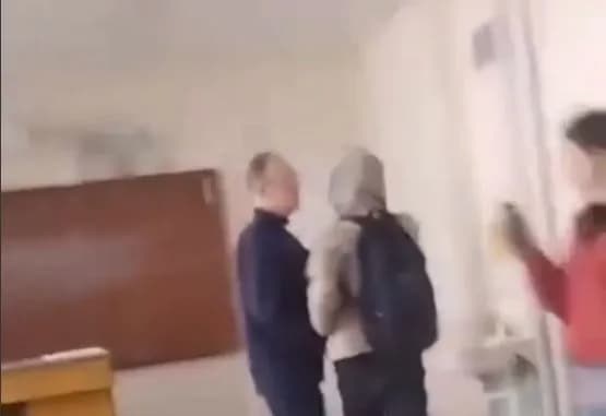 In a school in Dnipropetrovsk region, a teacher had a scuffle with a student: a video has emerged