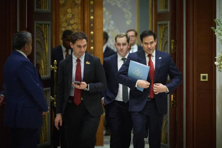 Ukraine and the USA agreed to establish negotiation groups for peace