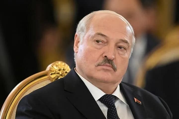 лукашенко похвалився, що білорусь виготовляє елементи для "Орєшніка"