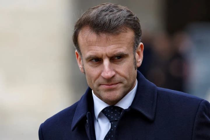 Russia's "delay tactics" must stop - Macron