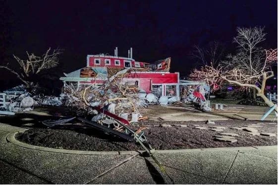 At least 17 people died in the US due to severe storms