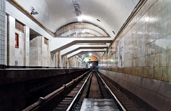 An item fell on the subway tracks: KMDA explains what to do