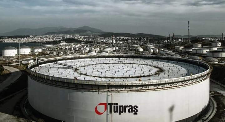 Крупнейший нефтепереработчик Турции Tüpraş ограничил закупку российской нефти, ища альтернативы в Бразилии 