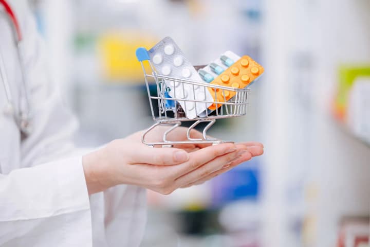 Price stabilization of medicines in Ukraine: demonstrative concern or economic illusion?