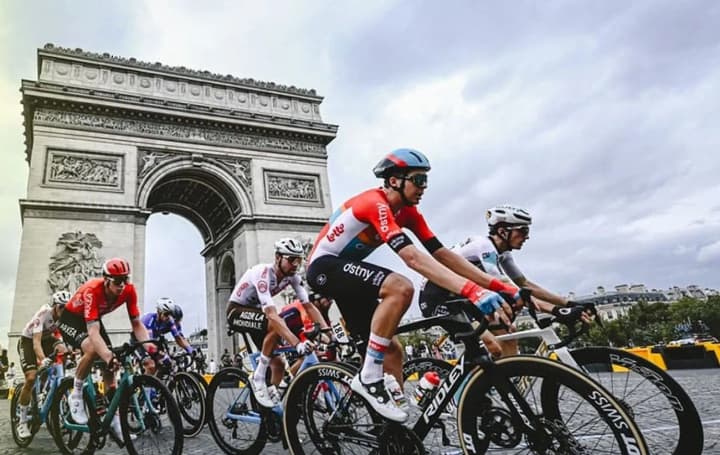 "Волшебный" Эдинбург примет старт велогонки Tour de France в 2027 году