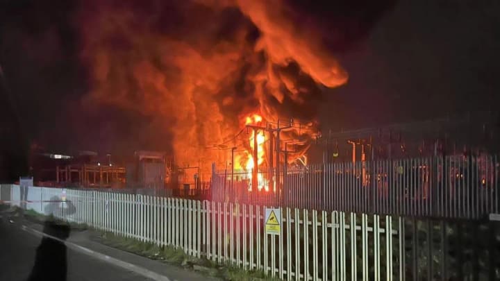 London Heathrow Airport shut down due to massive fire