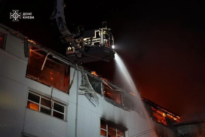 Two people died: SES showed the consequences of the enemy shelling of Kyiv