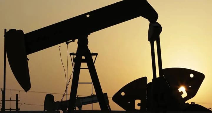 Ціни на нафту зростають на тлі санкцій США проти Ірану та переговорів щодо припинення вогню в Україні