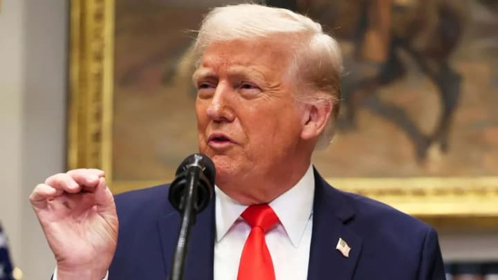 Нічого про це не знаю: Трамп відреагував на статтю Atlantic про секретний чат з обговоренням ударів по Ємену