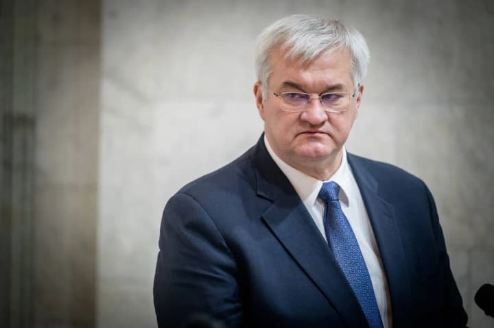 Глава МЗС Сибіга у п'ятницю прозвітує у ВР - нардеп