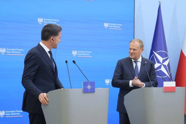 Туск на зустрічі з Рютте: НАТО має бути готовим відповісти на будь-який результат переговорів США та рф