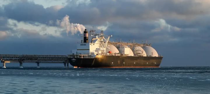 ЄС збільшив закупівлі ЗПГ і трубопровідного газу з росії на 18% - ЗМІ 