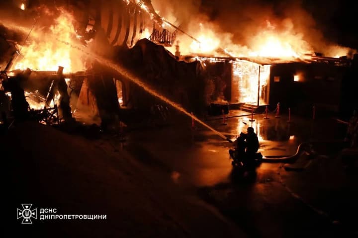 The State Emergency Service showed the consequences of the enemy attack on Dnipro: the number of victims has increased