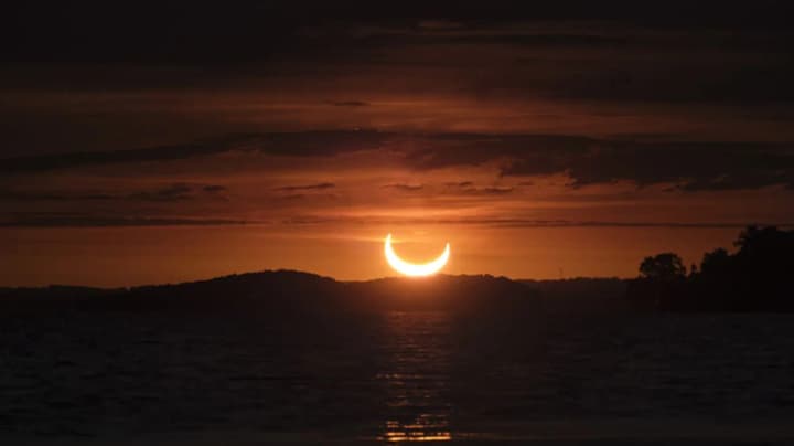 Partial solar eclipse: a broadcast has appeared