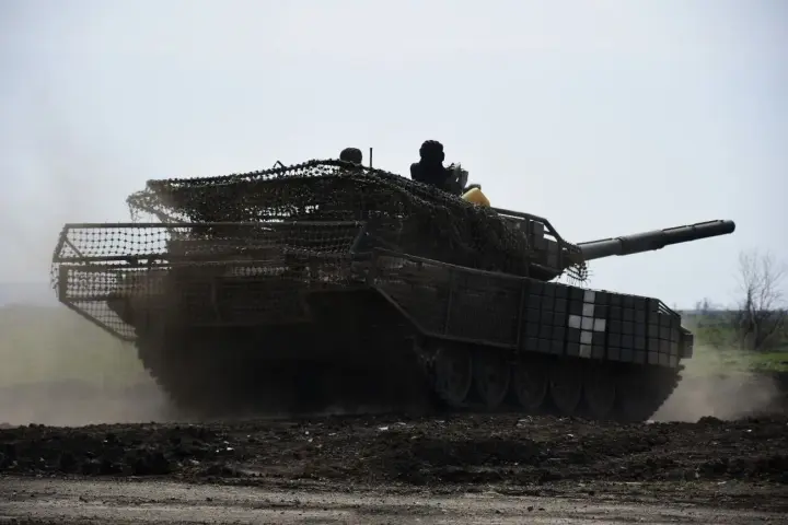 Almost 200 combat clashes on the front in a day: Russians actively attack the Pokrovsk direction